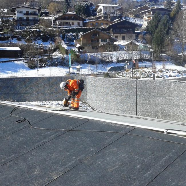 travaux toit telecabine st gervais