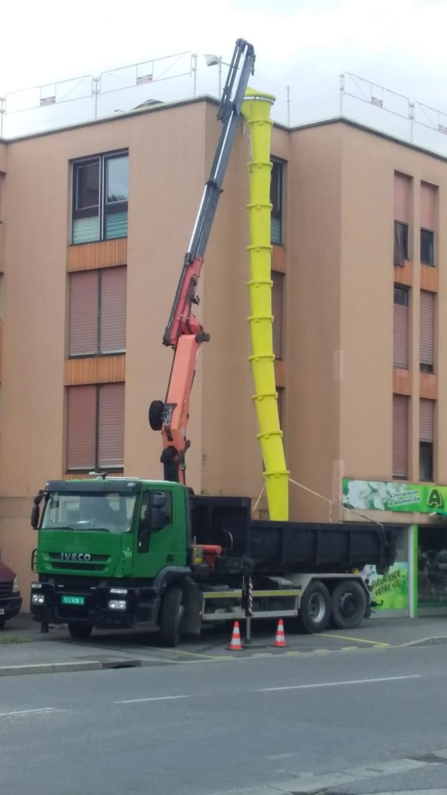 Camion grue chantier etancheite epdm